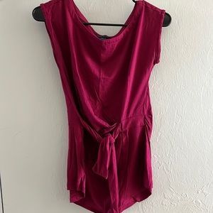 Tommy Hilfiger maroon red front tie loose fitting blouse (XS)